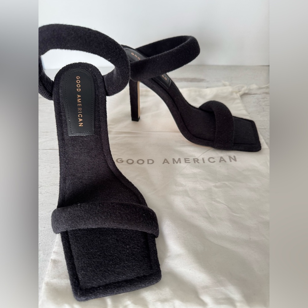 Good American Black Cloth Heels size 8